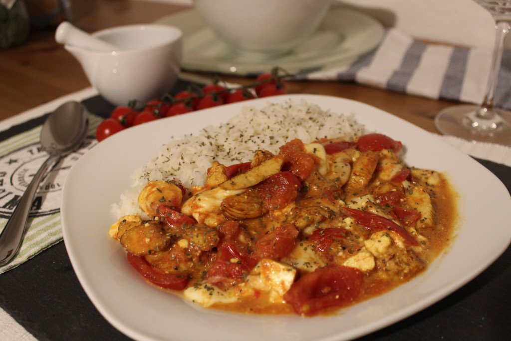 Hähnchenfleisch mit Tomate und Feta