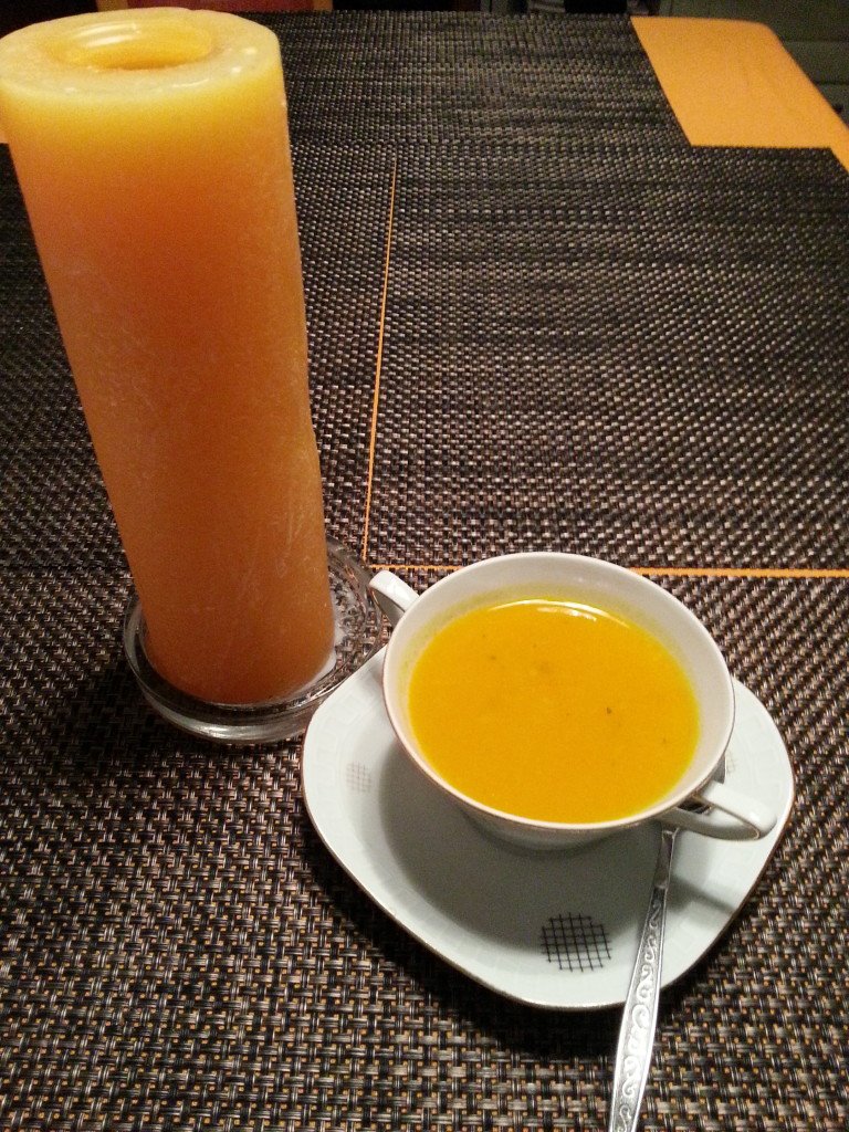 Kürbis – Ingwer Suppe mit Hähnchen